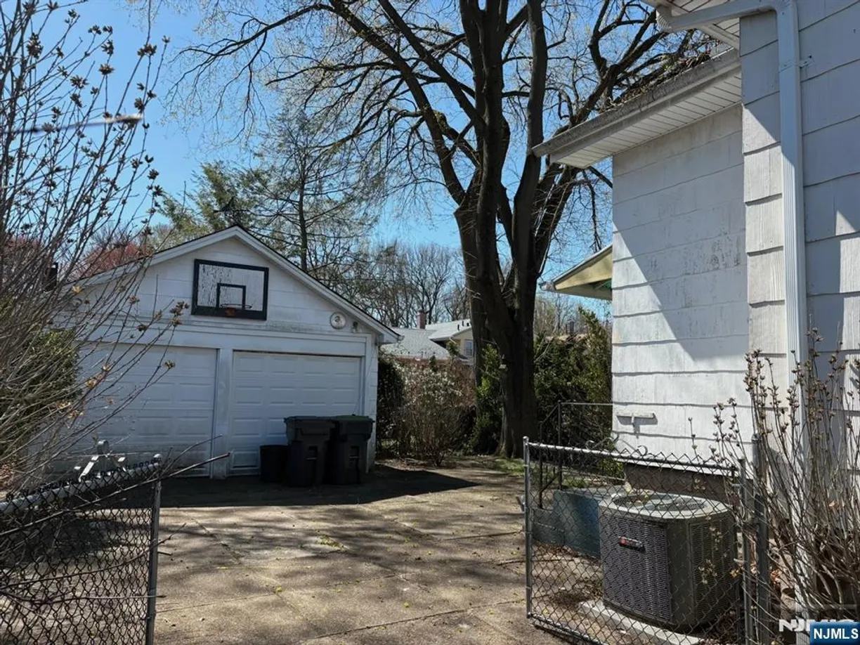 Bergen County Real Estate | View 112 Levitt | Listing