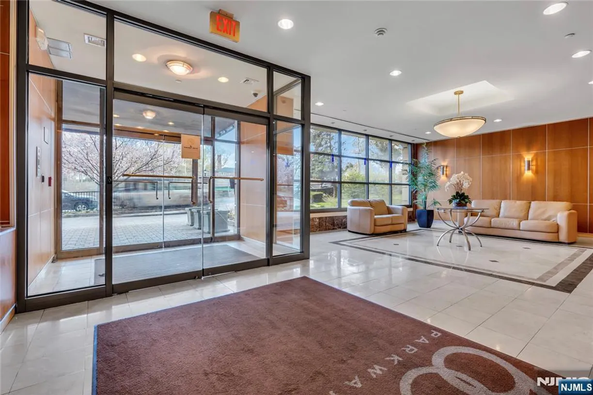 Jersey City/Hoboken Real Estate | View 60 Parkway Dr East, 8E | Listing