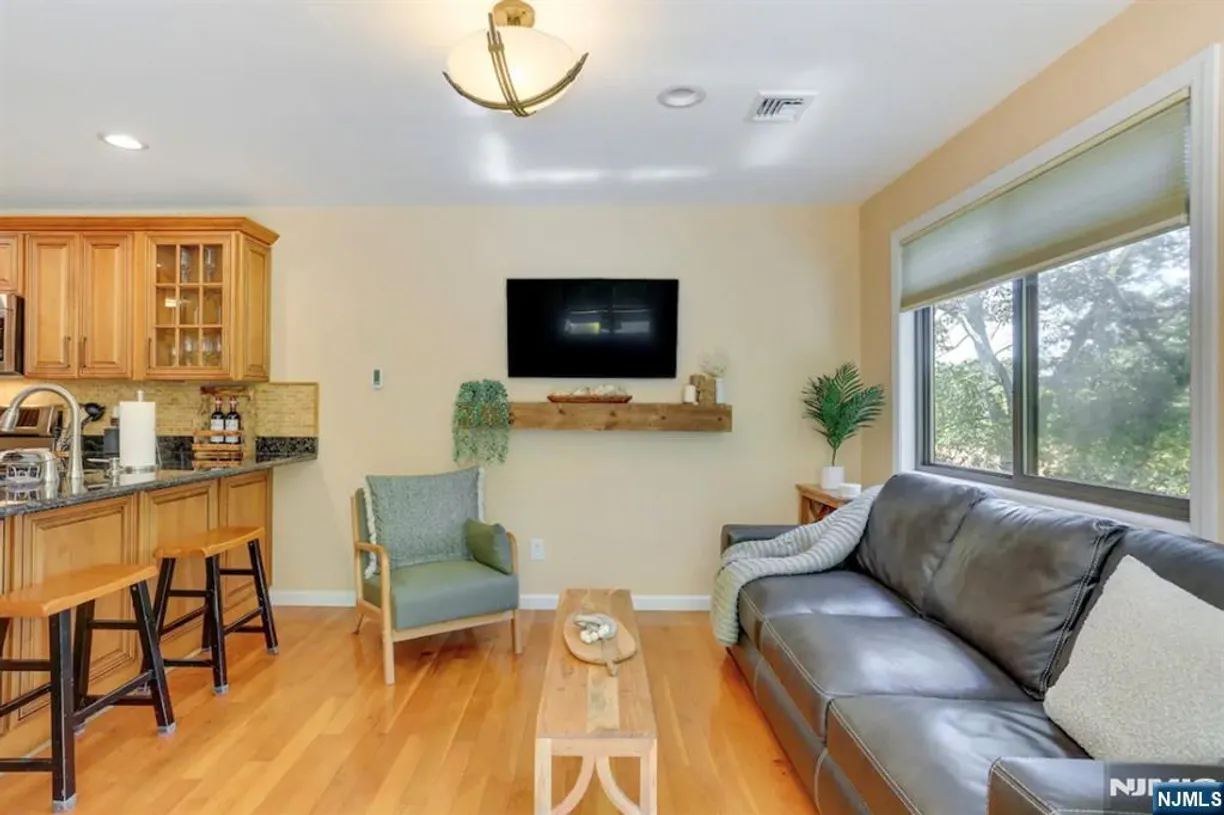 Jersey City/Hoboken Real Estate | View 1 Arnold Palmer, 1 | Listing