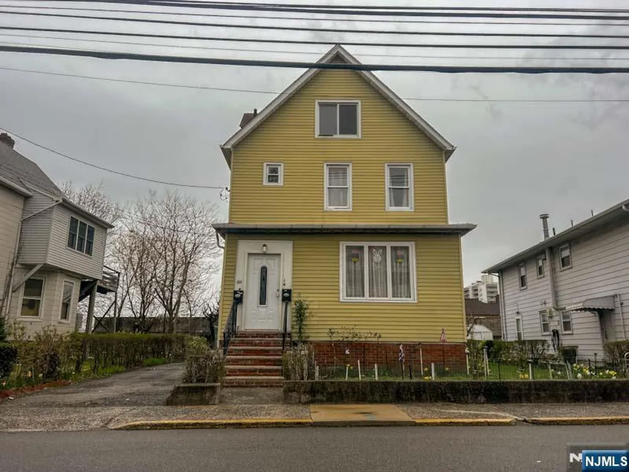 Bergen County Real Estate | View 1612 Anderson | 2 Baths