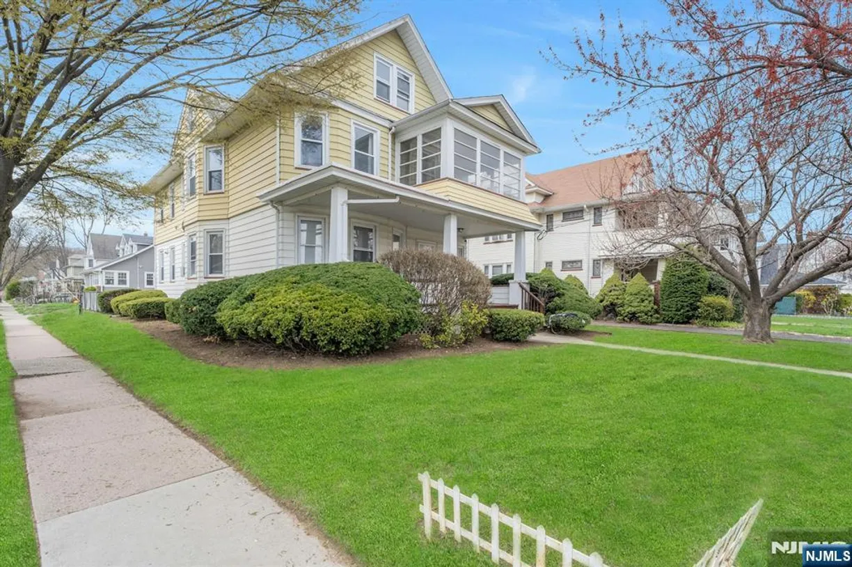 Jersey City/Hoboken Real Estate | View 208 Lafayette | Listing
