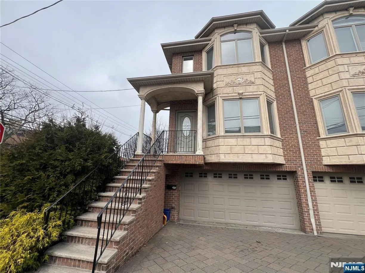 Bergen County Real Estate | View 2403 6th | 3 Beds, 2 Baths