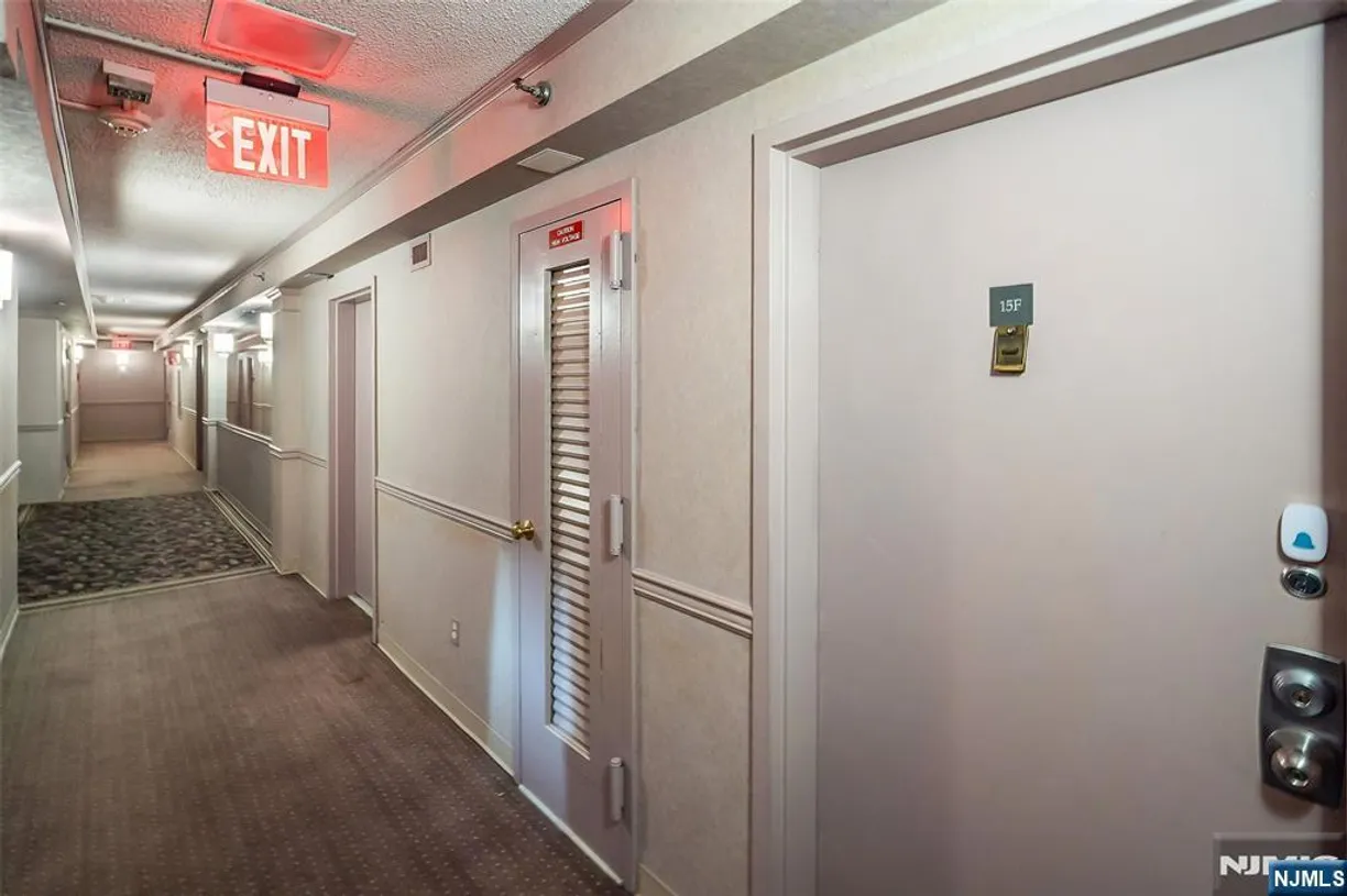 Bergen County Real Estate | View 160 Overlook, 15F | Listing