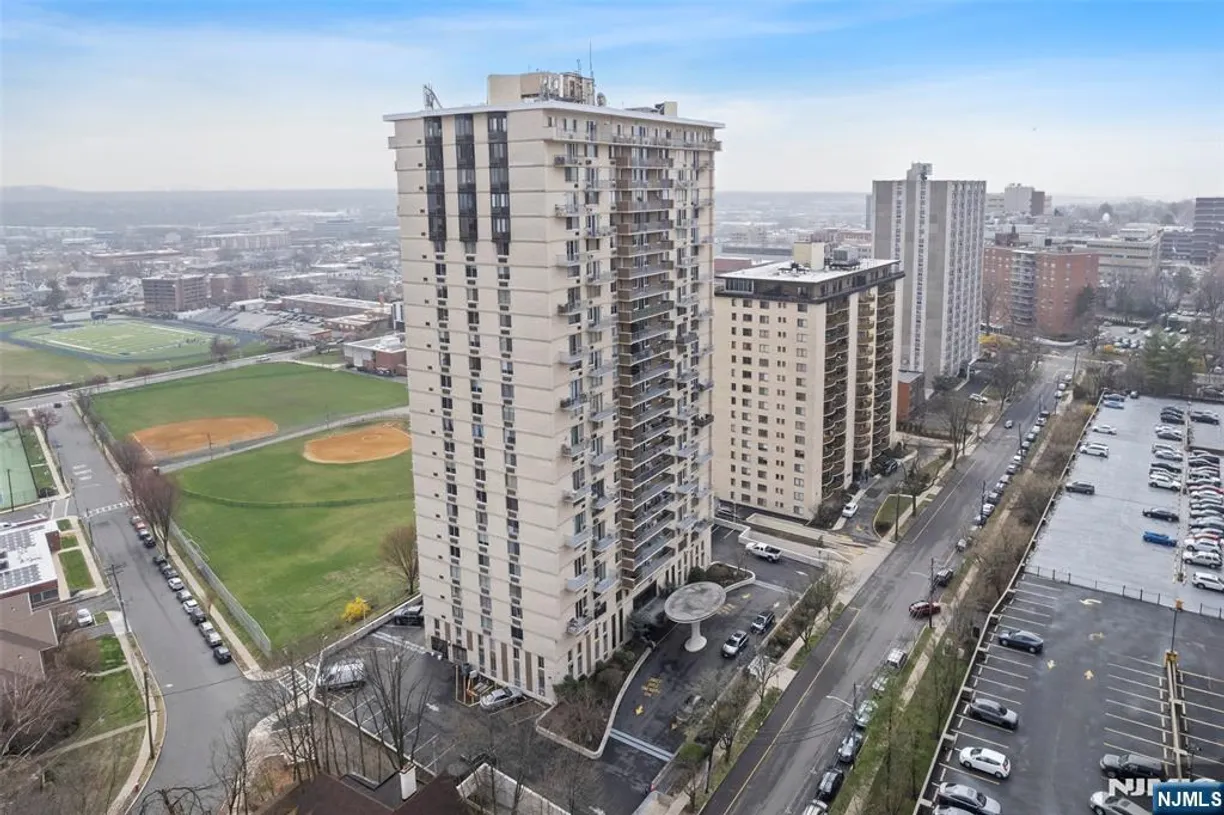 Bergen County Real Estate | View 160 Overlook, 15F | Listing