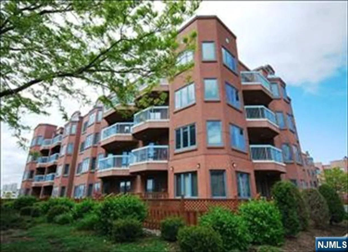 Bergen County Real Estate | View 311 Williams, U311 | 2 Beds, 2 Baths