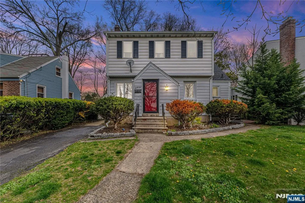 Bergen County Real Estate | View 41 Cambridge | 3 Beds, 2 Baths