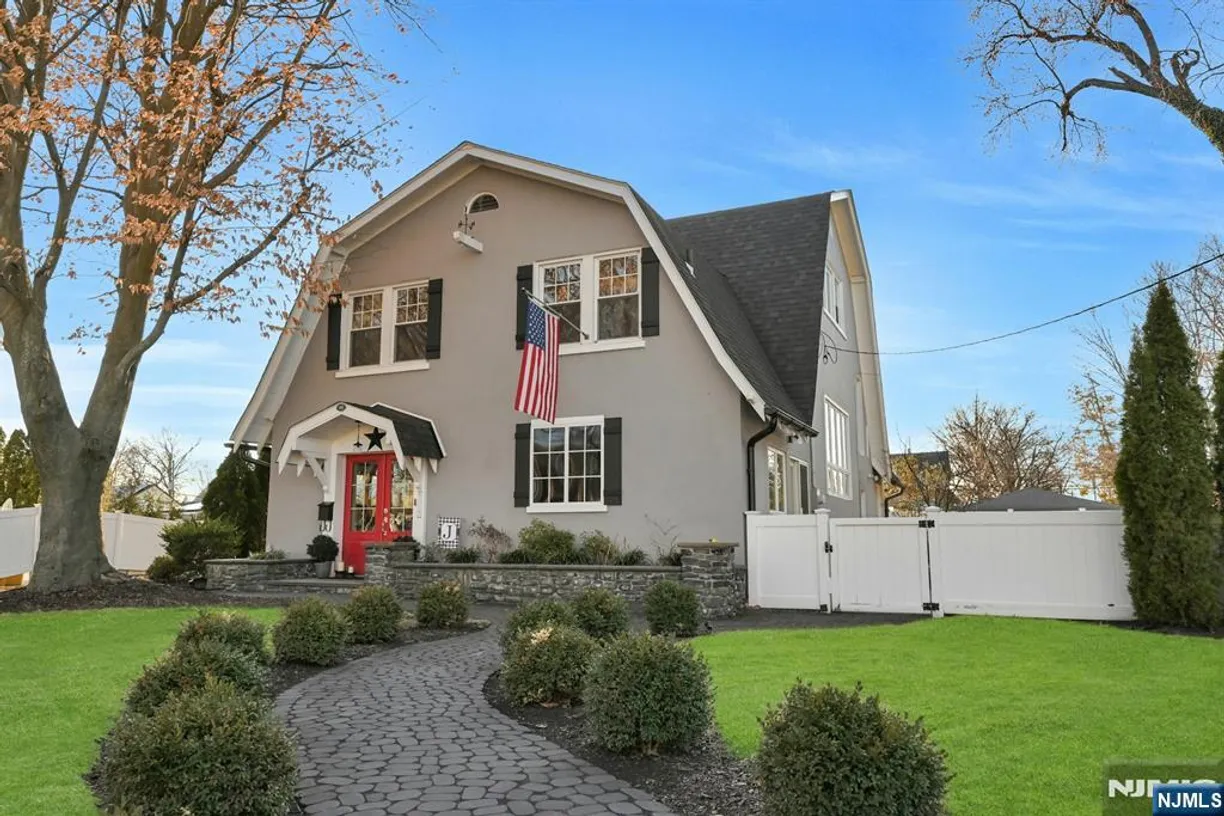 Bergen County Real Estate | View 308 Lacey | 4 Beds, 3 Baths