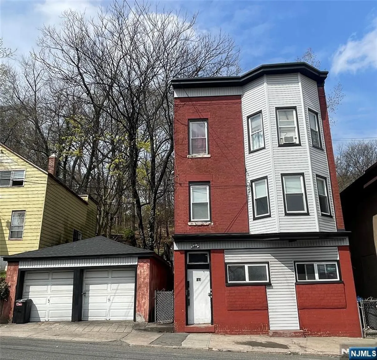 Jersey City/Hoboken Real Estate | View 144 8th | 3 Baths