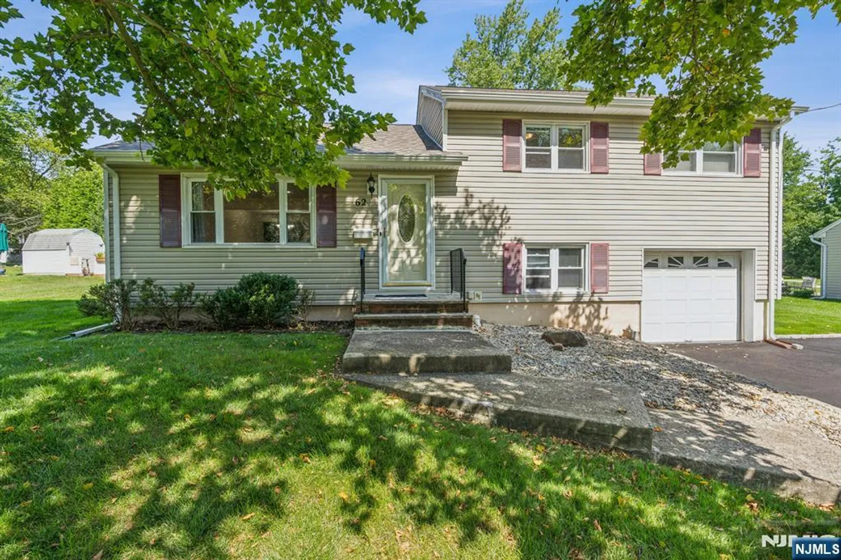 Jersey City/Hoboken Real Estate | View 62 Bryant | 3 Beds, 2 Baths