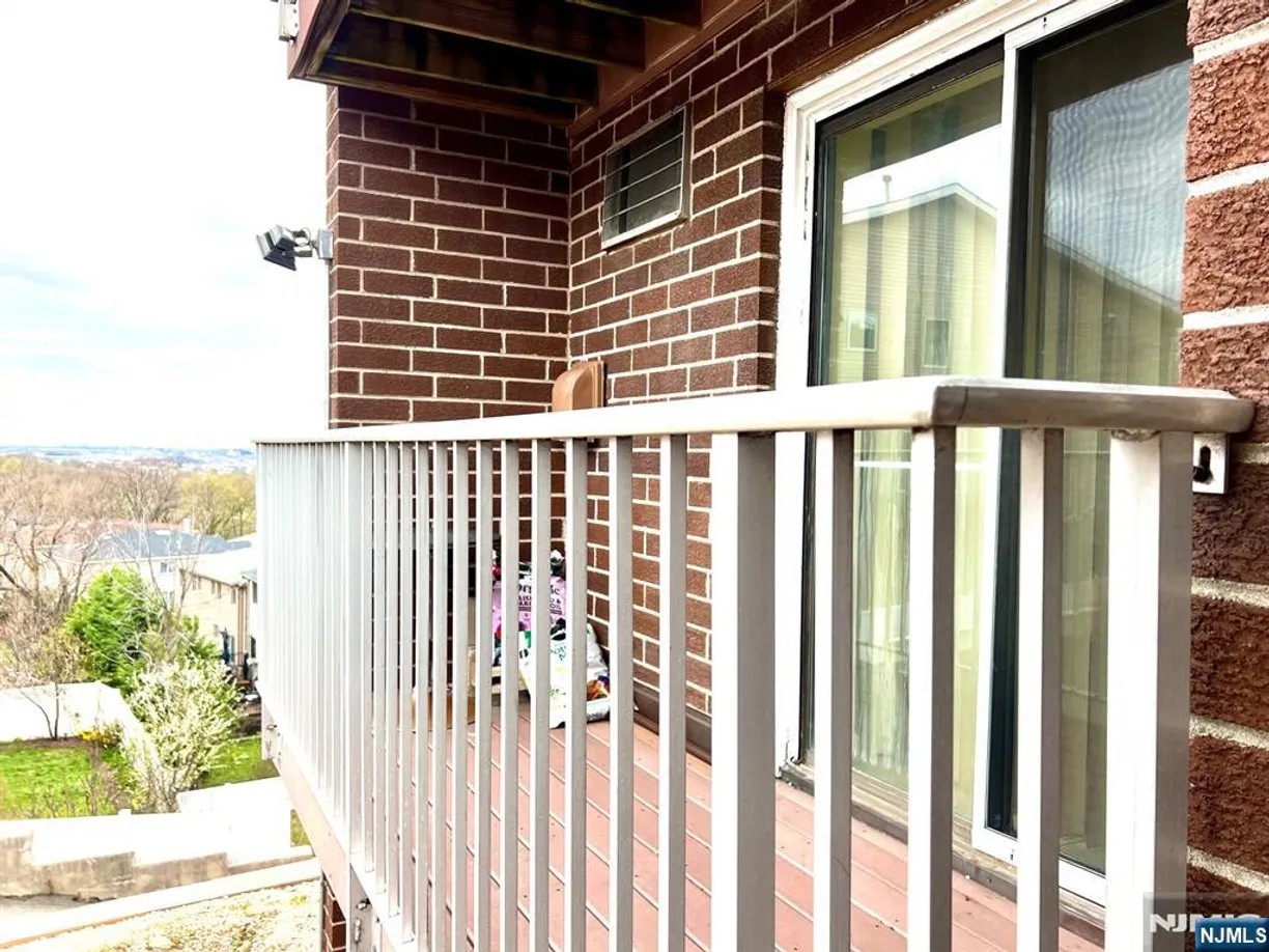 Bergen County Real Estate | View 201 12th, 1 | Listing