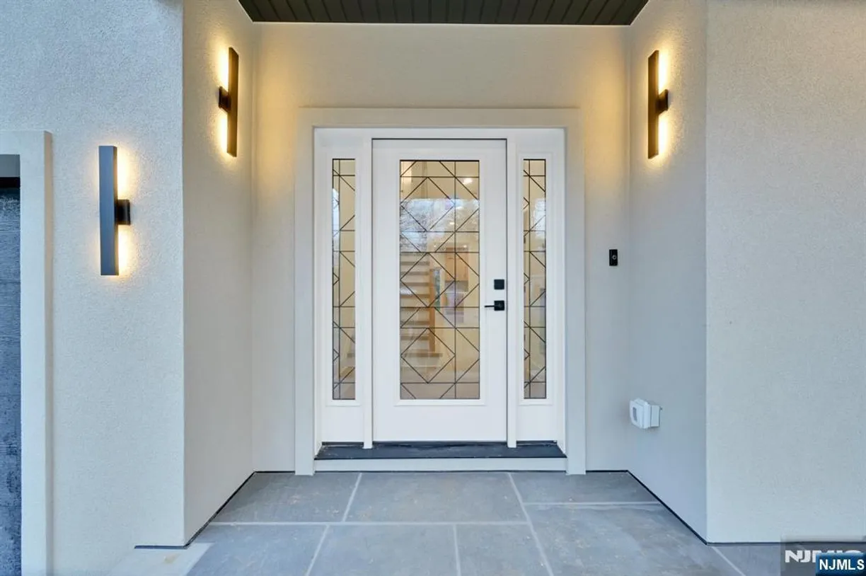 Jersey City/Hoboken Real Estate | View 82 Fellswood | Listing