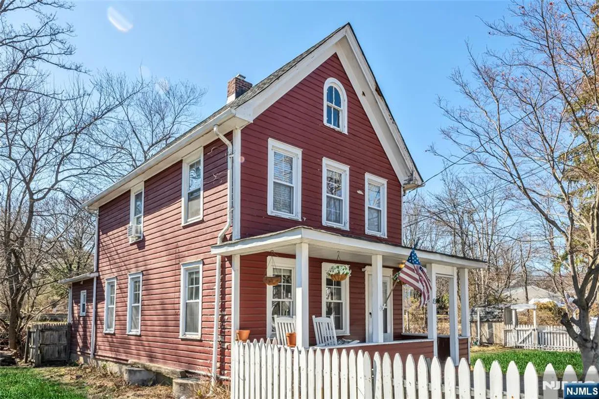 Jersey City/Hoboken Real Estate | View 83 Boonton | Listing