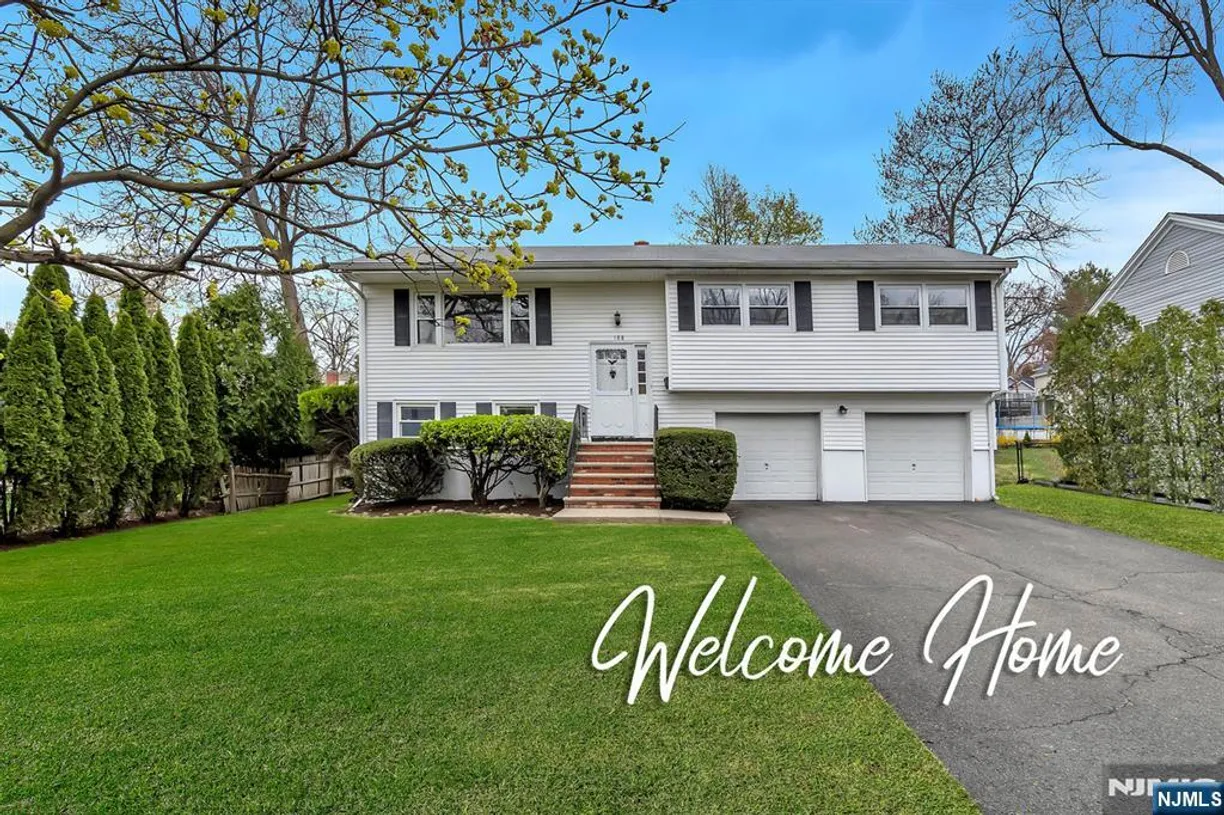 Bergen County Real Estate | View 168 Knickerbocker | 4 Beds, 2 Baths