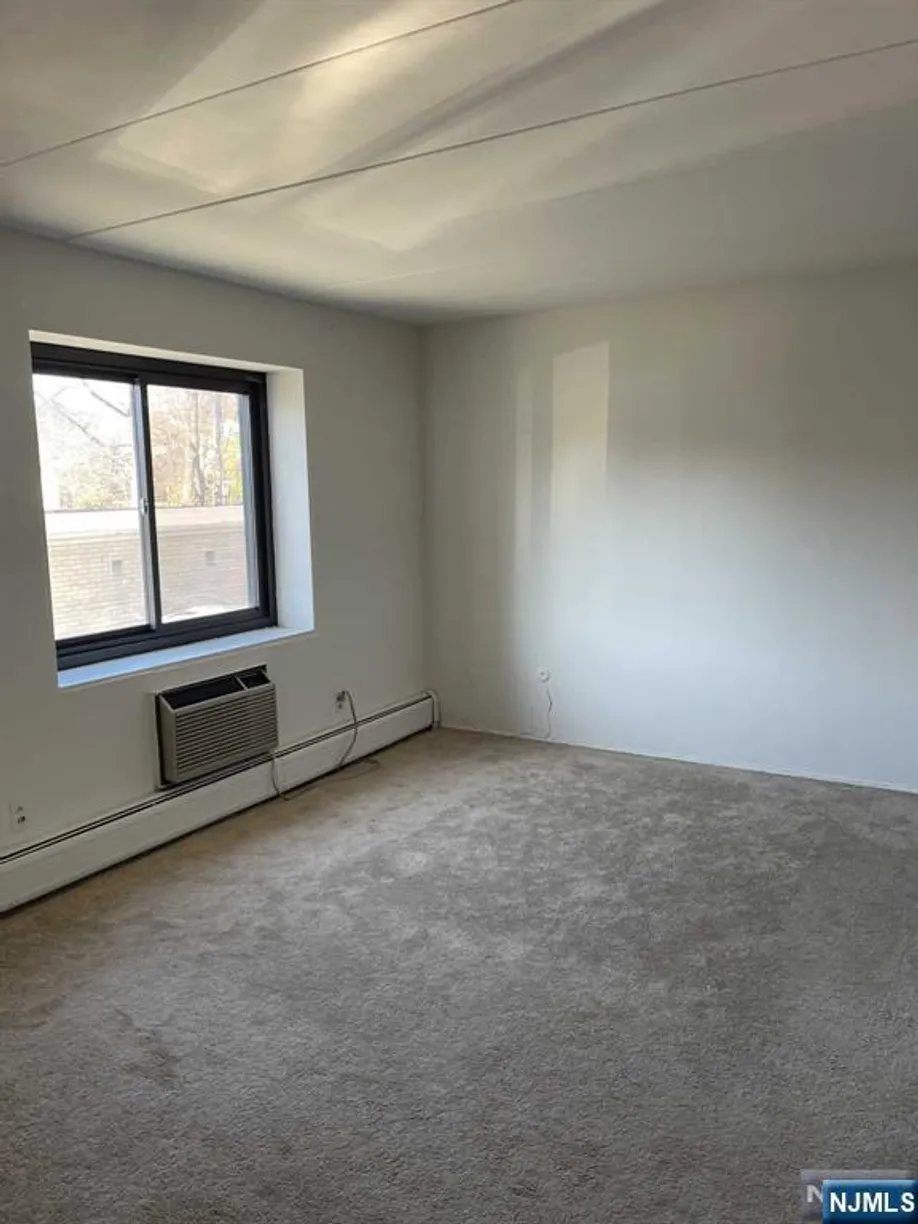 Bergen County Real Estate | View 77 Prospect, 2F | Listing