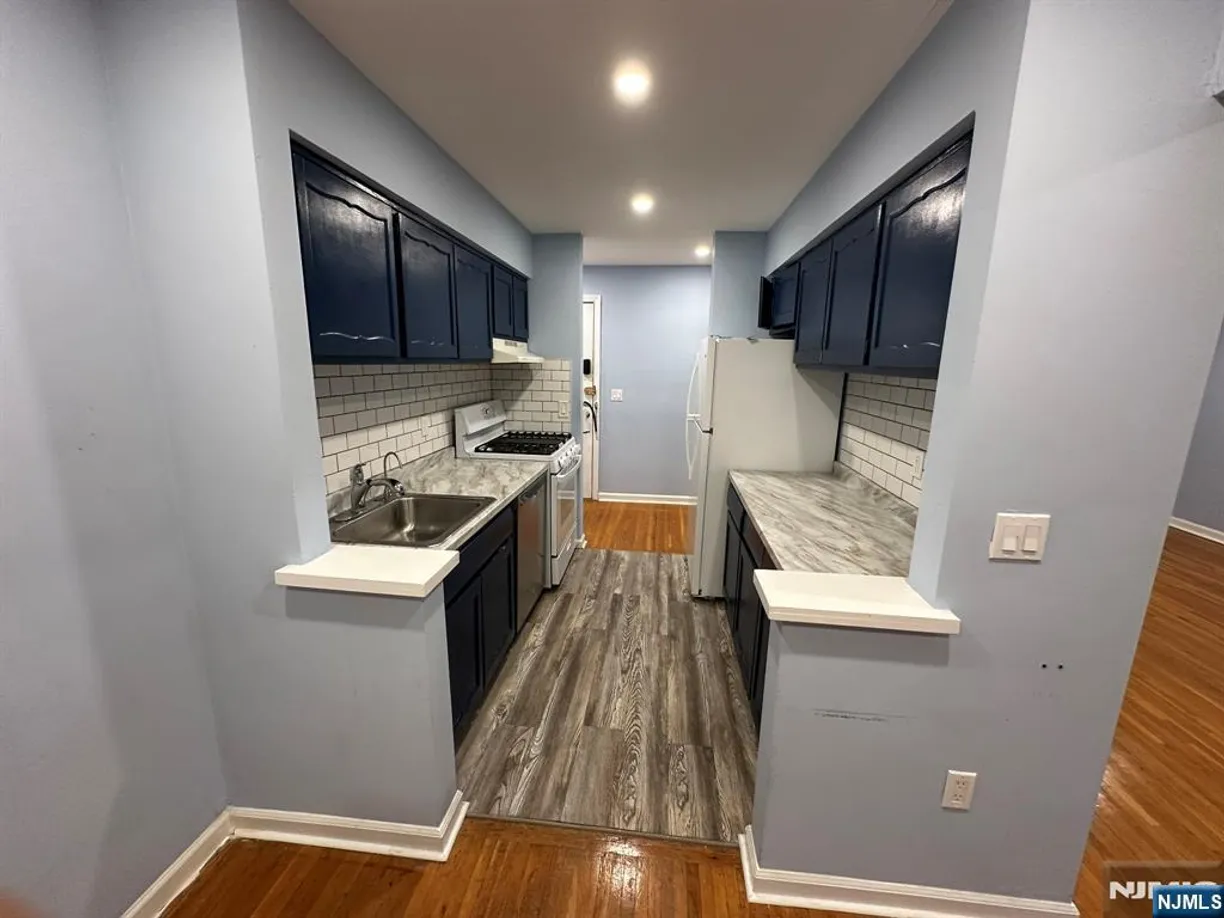 Jersey City/Hoboken Real Estate | View 605 Grove, A4 | Listing