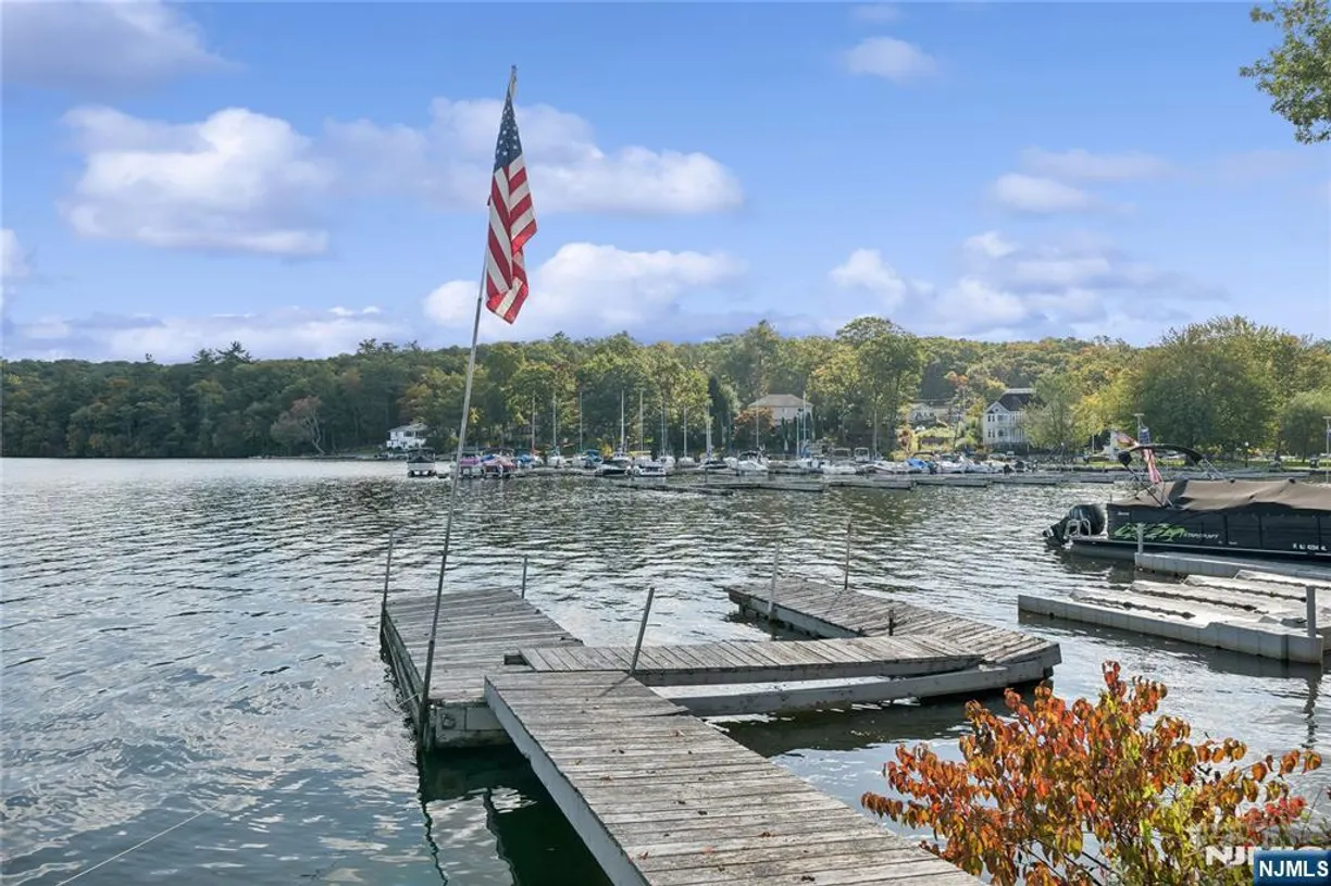 Jersey City/Hoboken Real Estate | View 1902 Greenwood Lake | Listing