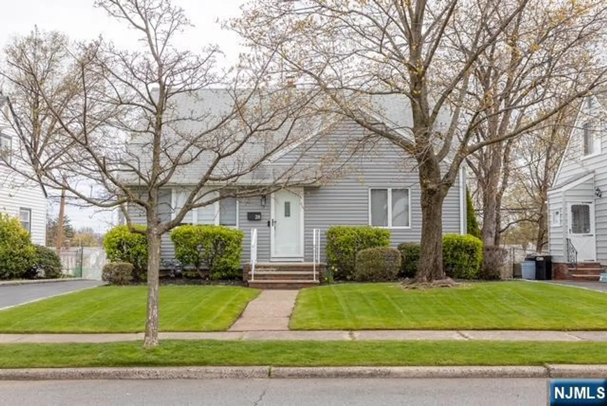 Jersey City/Hoboken Real Estate | View 28 Bromley | 2 Beds, 1 Bath