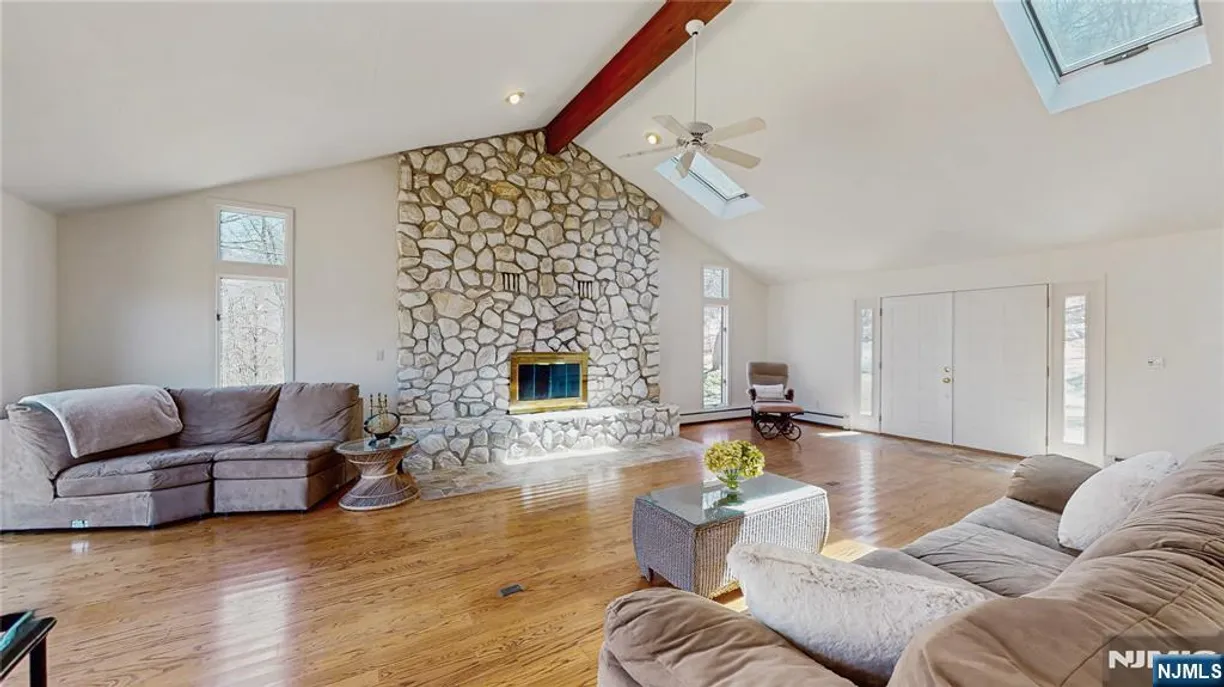 Jersey City/Hoboken Real Estate | View 621 Mountain | Listing