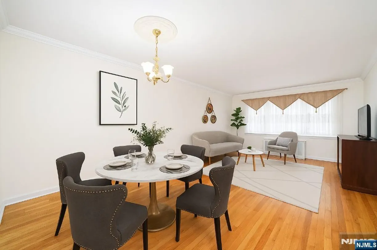 Jersey City/Hoboken Real Estate | View 605 Grove, B8 | 1 Bath