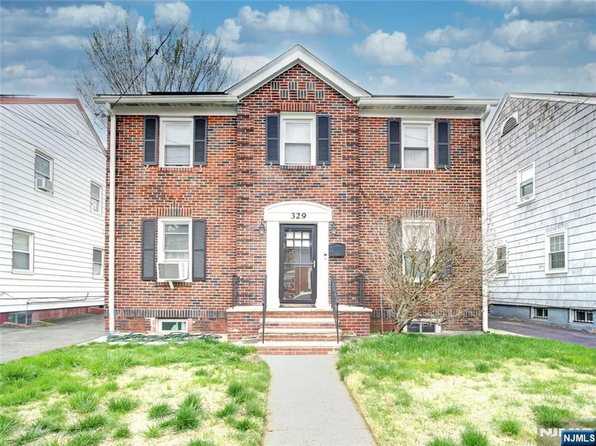 Jersey City/Hoboken Real Estate | View 329 Hobson | 3 Beds, 2 Baths