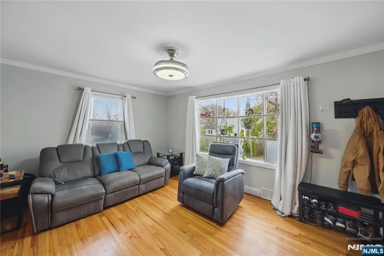 Jersey City/Hoboken Real Estate | View 17 11th | Listing