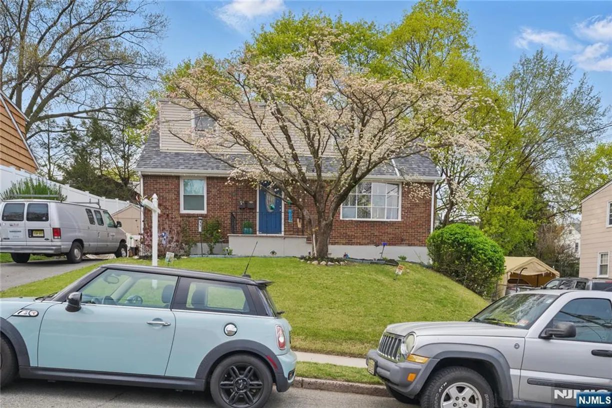 Jersey City/Hoboken Real Estate | View 17 11th | 3 Baths