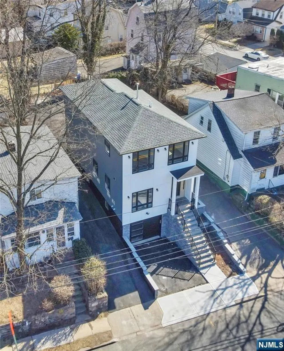 Jersey City/Hoboken Real Estate | View 784 Valley | Listing