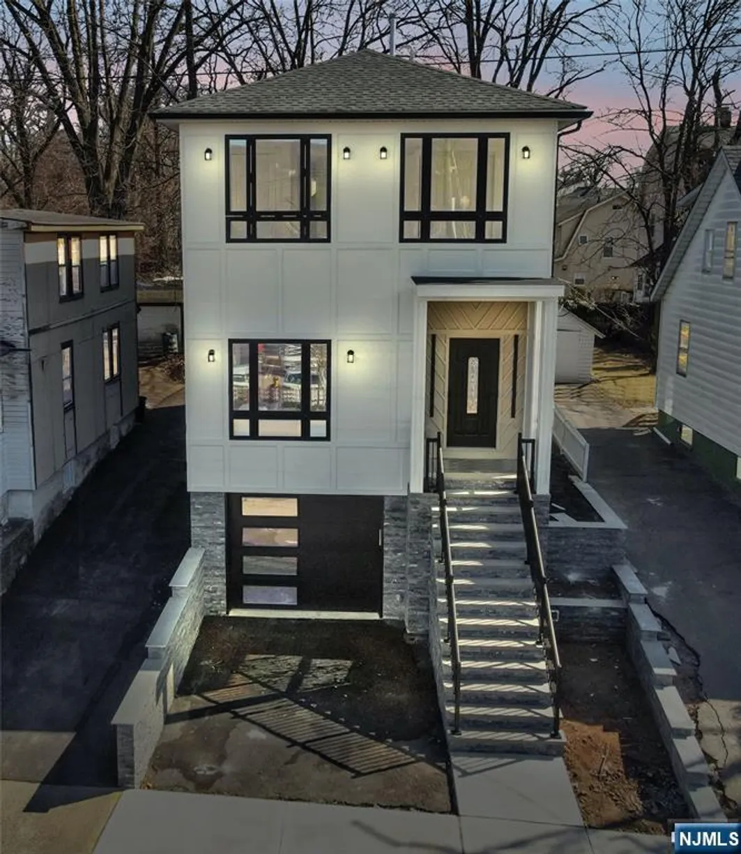 Jersey City/Hoboken Real Estate | View 784 Valley | Listing