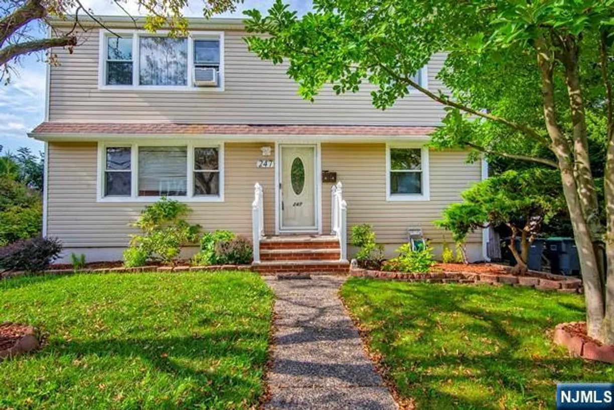 Bergen County Real Estate | View 247 Merritt | 2 Beds, 1 Bath