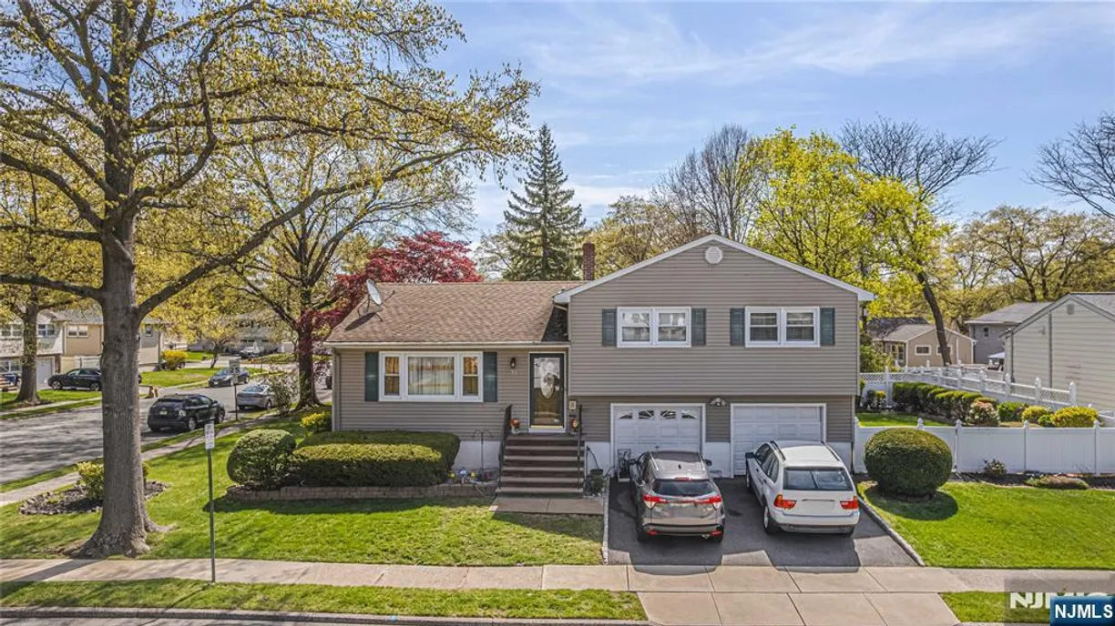 Jersey City/Hoboken Real Estate | View 71 Dalebrook | Listing
