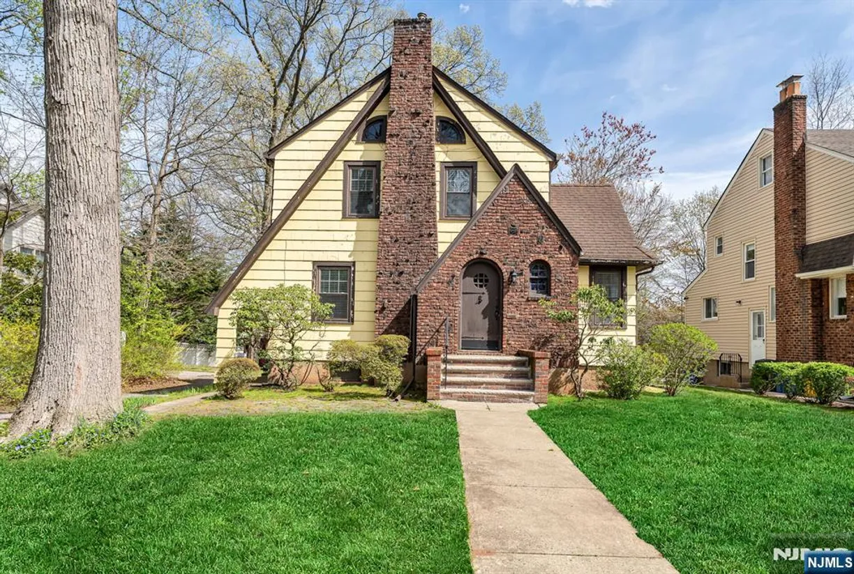 Bergen County Real Estate | View 1361 Taft | 3 Beds, 2 Baths