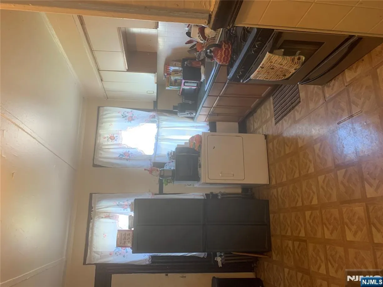 Jersey City/Hoboken Real Estate | View 40 Belle | Listing