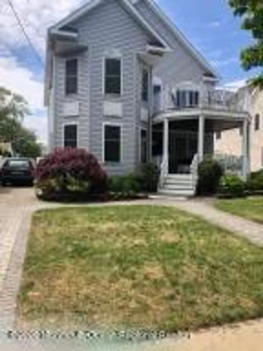 Rockland/Orange/NJ Real Estate | View 213 8th Avenue | 4 Beds, 4 Baths