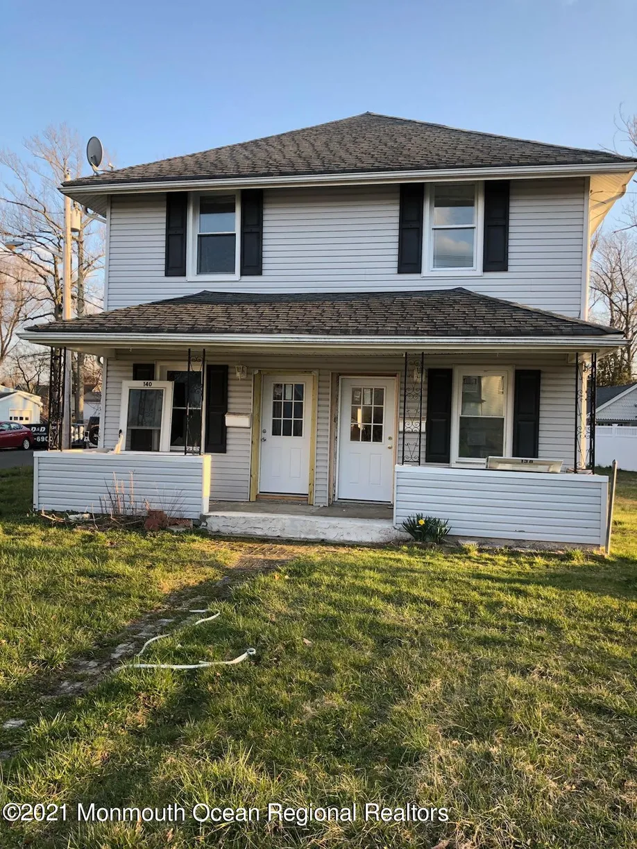 Rockland/Orange/NJ Real Estate | View 138 Park Avenue | 4 Beds, 2 Baths