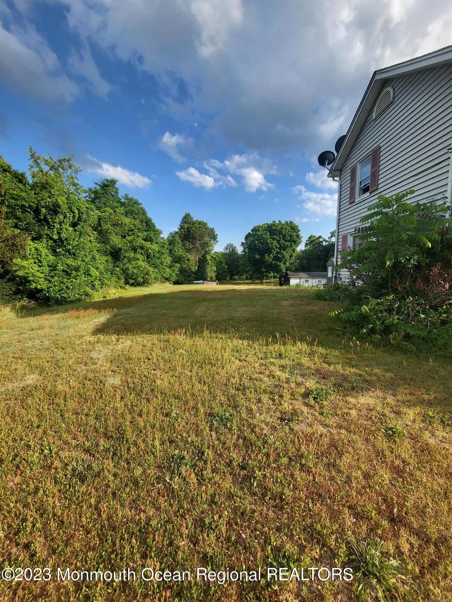 Rockland/Orange/NJ Real Estate | View 190 Route 33 | Listing