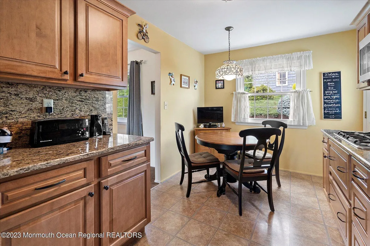 Rockland/Orange/NJ Real Estate | View 49 Fanwood Drive | Listing | View 10