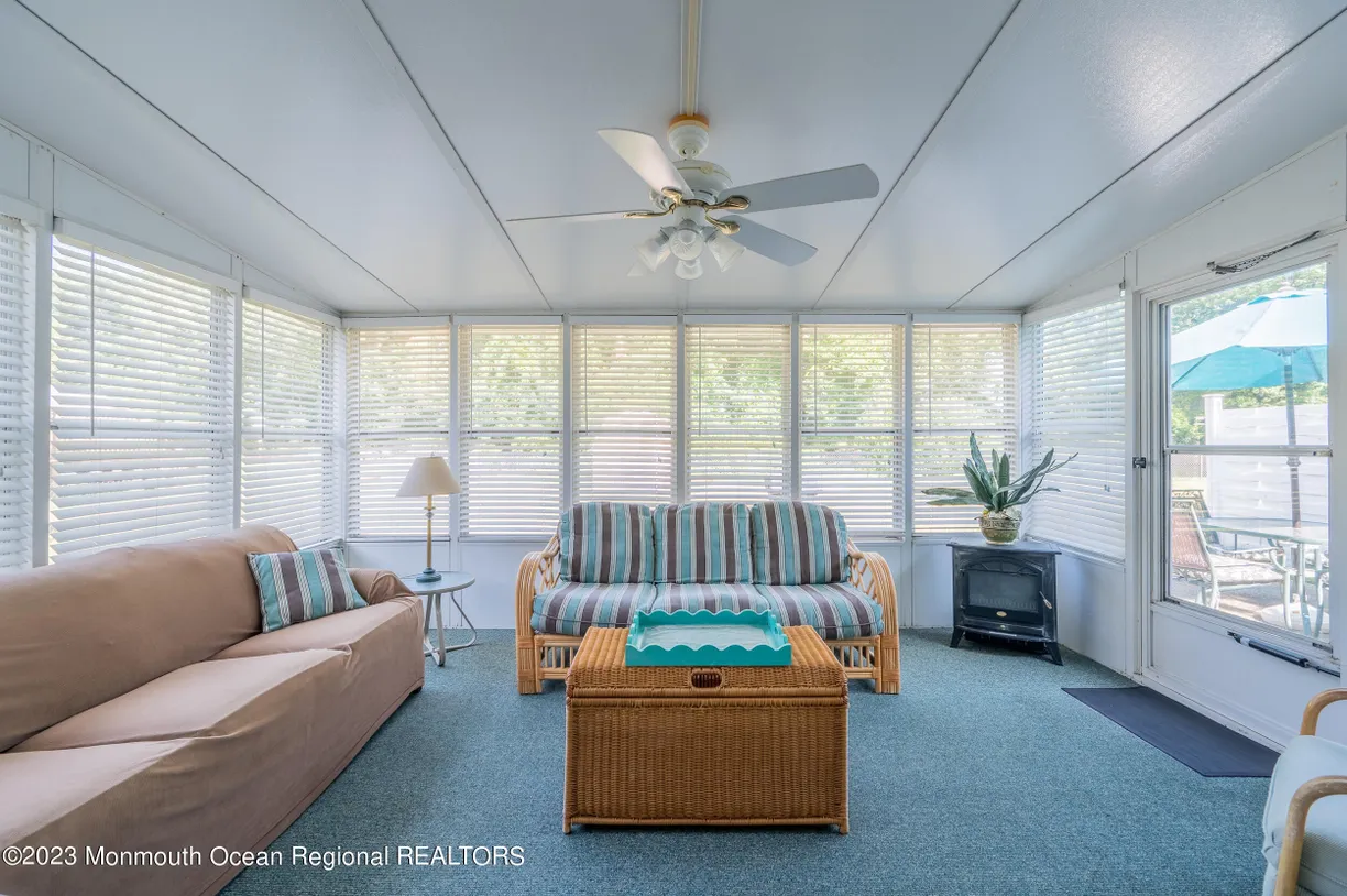 Rockland/Orange/NJ Real Estate | View 49 East End Avenue | Listing | View 26