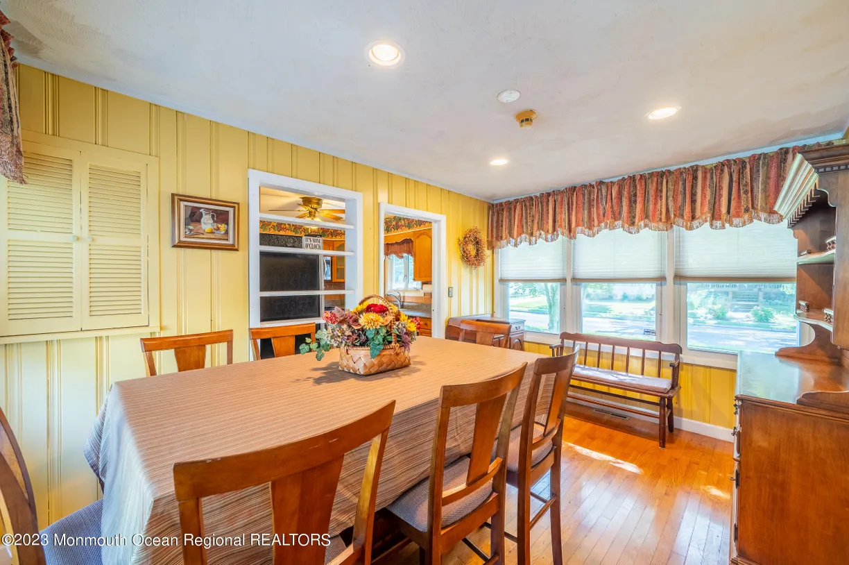 Rockland/Orange/NJ Real Estate | View 49 East End Avenue | Listing | View 16