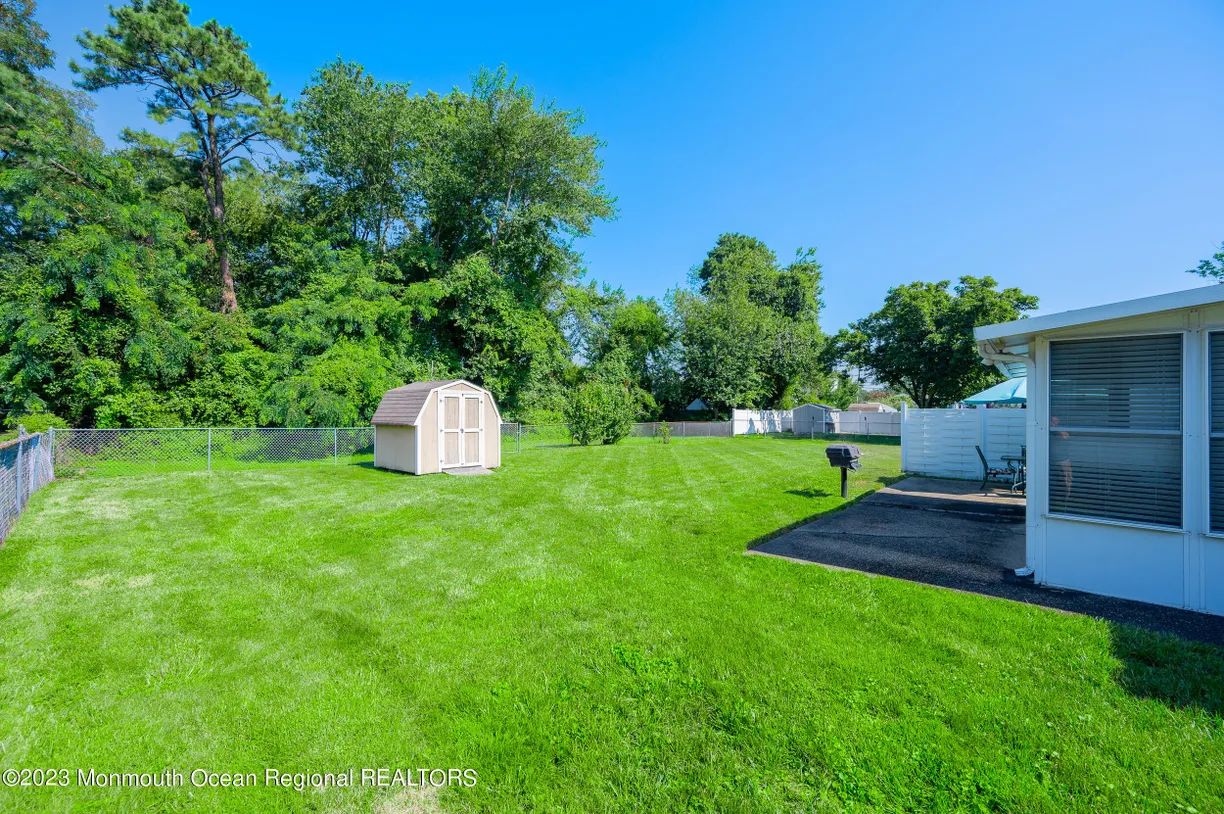 Rockland/Orange/NJ Real Estate | View 49 East End Avenue | Listing | View 34
