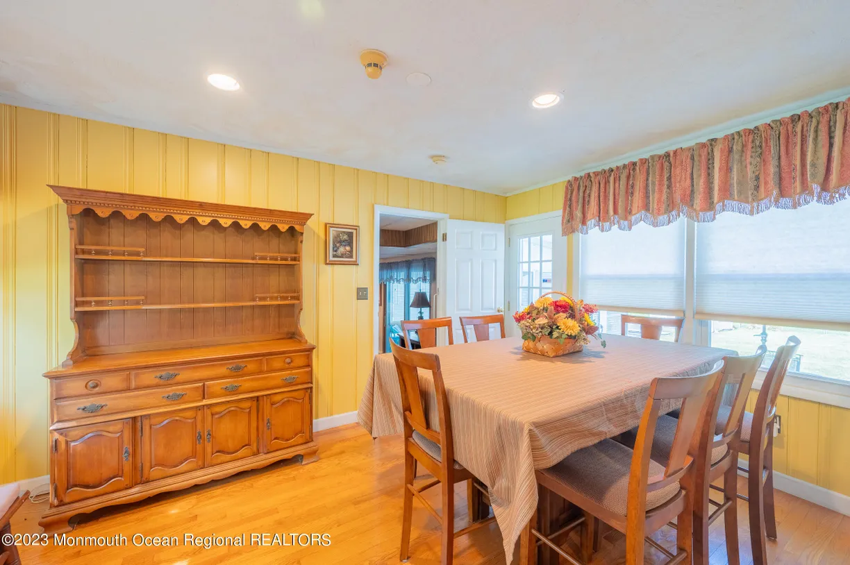 Rockland/Orange/NJ Real Estate | View 49 East End Avenue | Listing | View 17