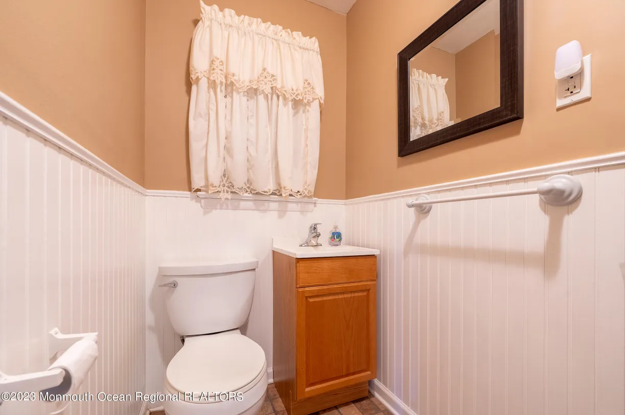 Rockland/Orange/NJ Real Estate | View 49 East End Avenue | Listing | View 33