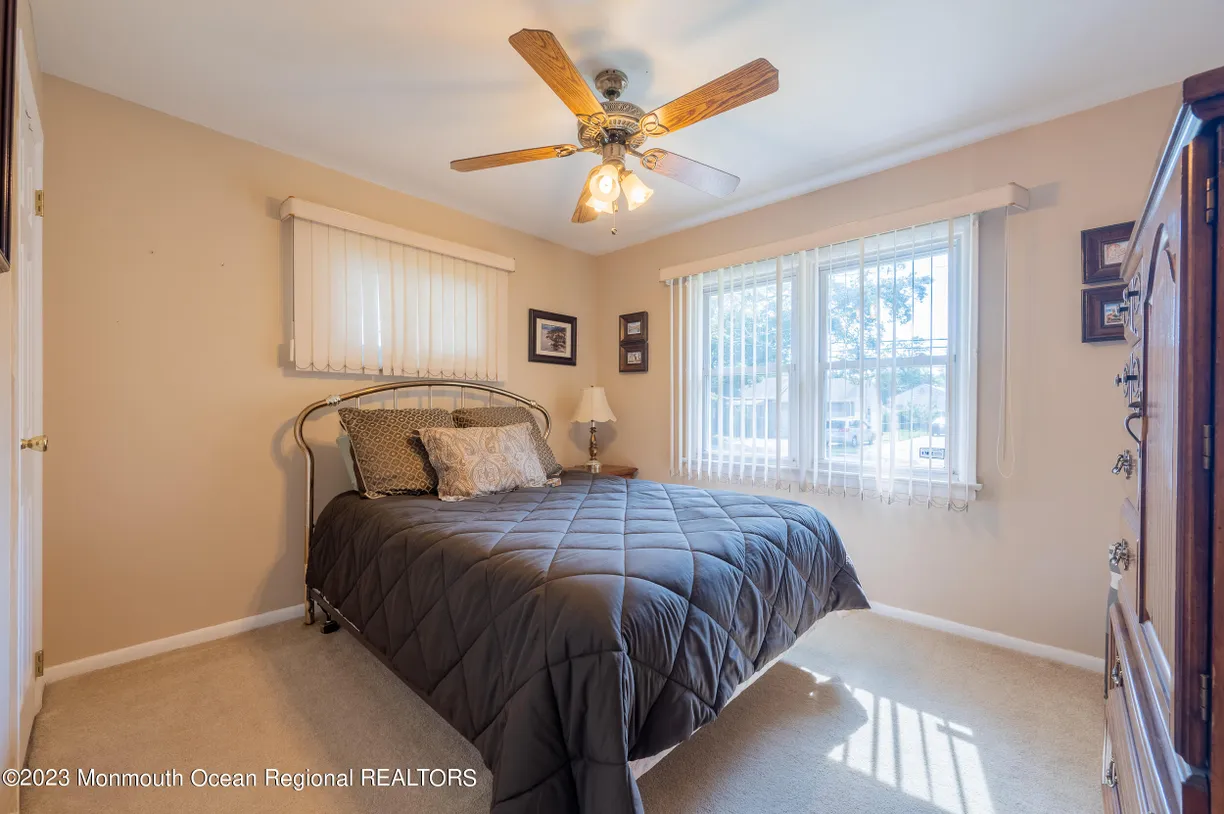 Rockland/Orange/NJ Real Estate | View 49 East End Avenue | Listing | View 30