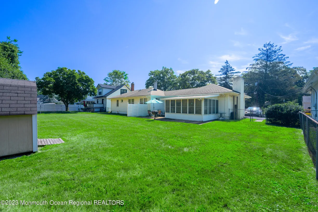 Rockland/Orange/NJ Real Estate | View 49 East End Avenue | Listing | View 35