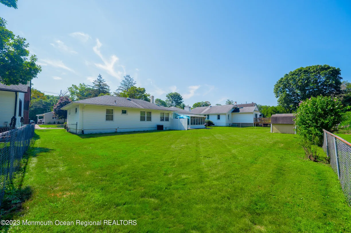Rockland/Orange/NJ Real Estate | View 49 East End Avenue | Listing | View 39