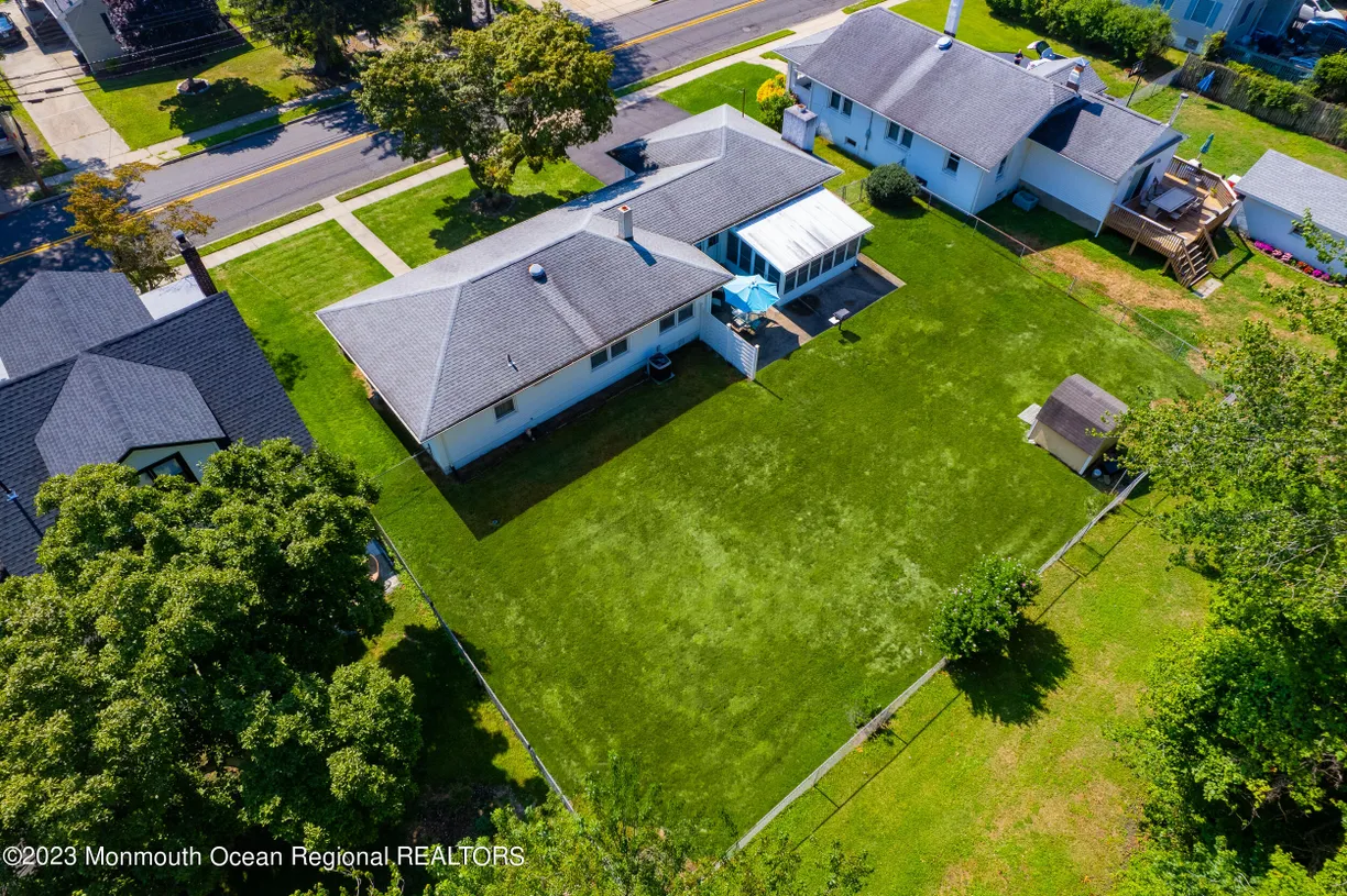 Rockland/Orange/NJ Real Estate | View 49 East End Avenue | Listing | View 41