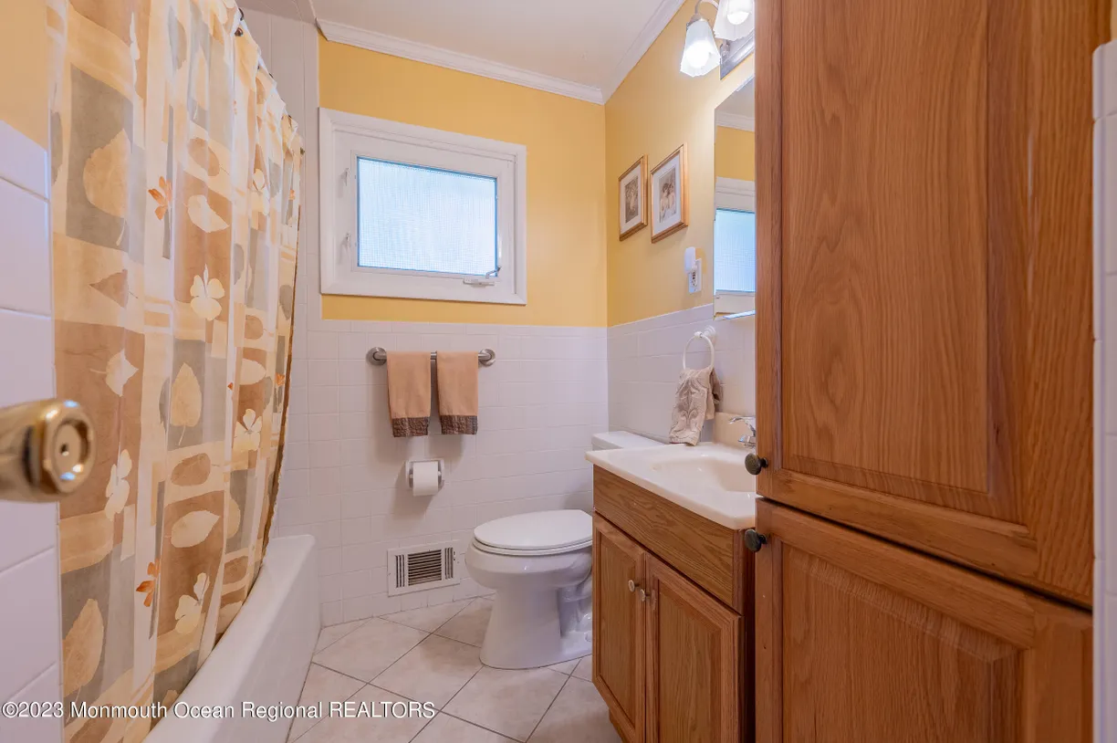 Rockland/Orange/NJ Real Estate | View 49 East End Avenue | Listing | View 29