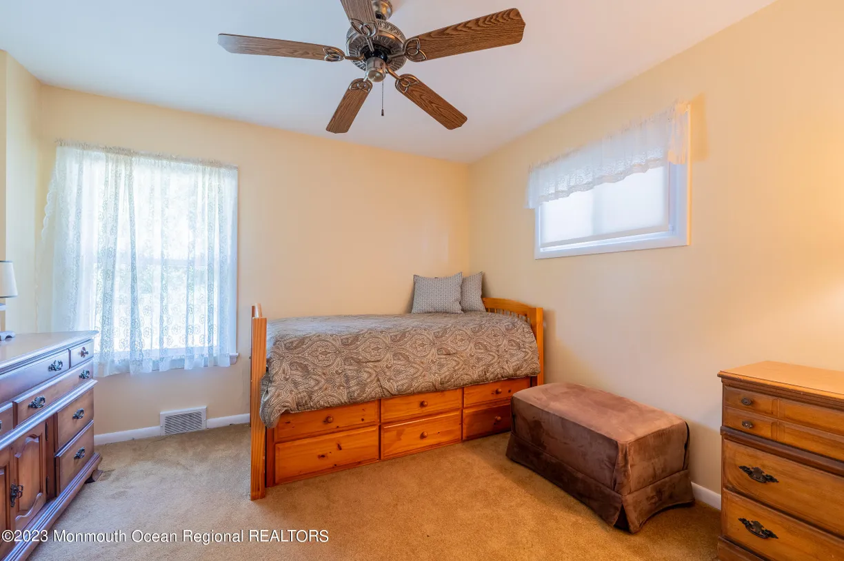 Rockland/Orange/NJ Real Estate | View 49 East End Avenue | Listing | View 31