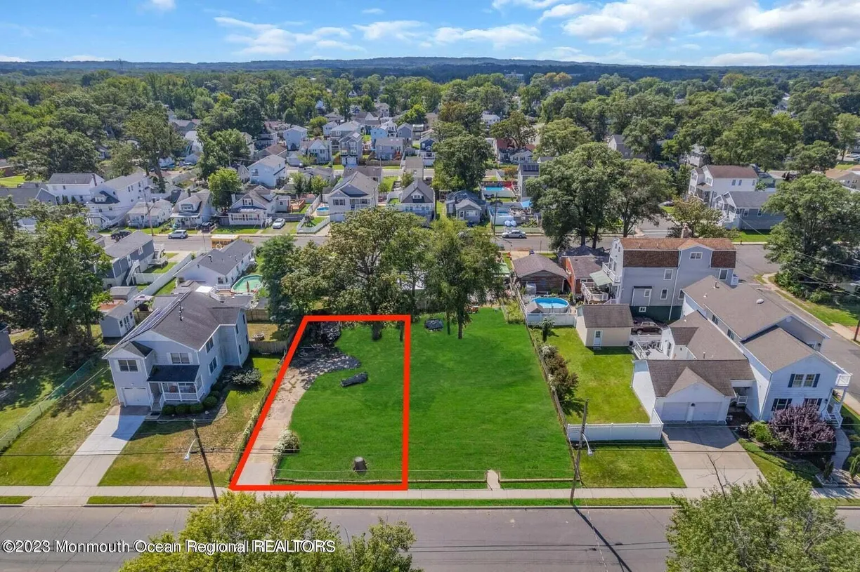Rockland/Orange/NJ Real Estate | View 128 Shore Boulevard | Listing