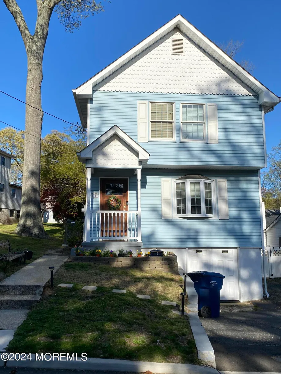 Rockland/Orange/NJ Real Estate | View 141 Chatham Avenue | 3 Beds, 2 Baths