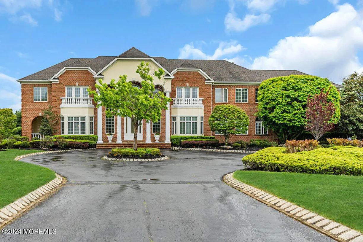 Rockland/Orange/NJ Real Estate | View 6 Country Club Lane | 5 Beds, 5 Baths